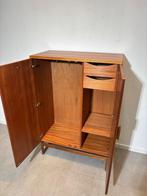 Vintage G-Plan Wardrobe, Ophalen, 100 tot 150 cm, Vintage, 50 tot 100 cm