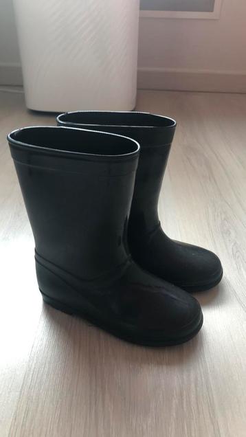 Regenlaarzen beschikbaar voor biedingen