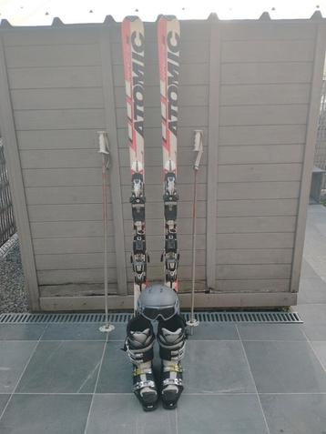 Volledige ski set te koop  beschikbaar voor biedingen