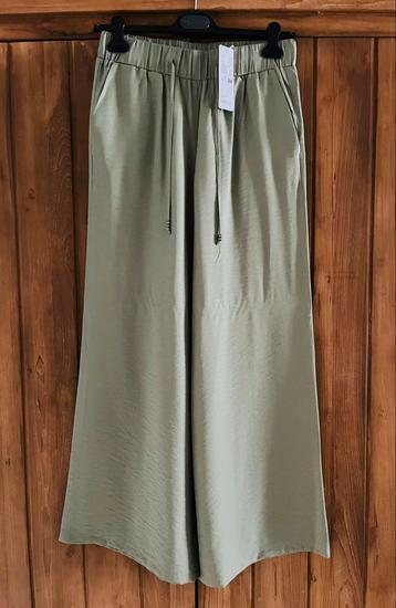 Nieuwe broek Esprit maat D38 beschikbaar voor biedingen
