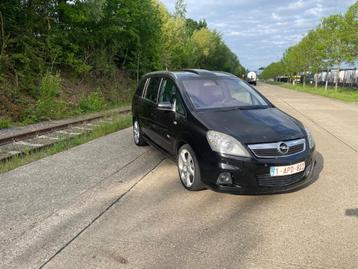Opel Zafira OPC-Line Option complète, Autos, Cuir, Achat, 110 kW, 7 places