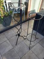 Te koop 2 ijzeren staanders voor bloemen, Ophalen, Gebruikt