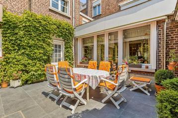 Tuinset met tafel verlengstuk beschikbaar voor biedingen