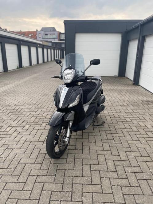 2013 Piaggio Beverly 350 Sport, Motoren, Motoren | Piaggio, Particulier, Scooter, 12 t/m 35 kW, 1 cilinder, Ophalen