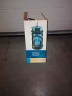 Insecten verdelger, Ophalen