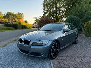 BMW 318D Facelift/Euro 5/Navi/Leder/Cruise/PDC/GEKEURD beschikbaar voor biedingen