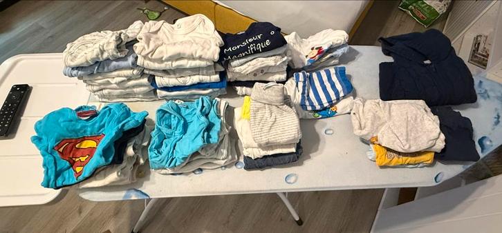 (Jongens) Babykleding maat 50/56 en een heel klein beetje 62, Kinderen en Baby's, Babykleding | Baby-kledingpakketten, Gebruikt