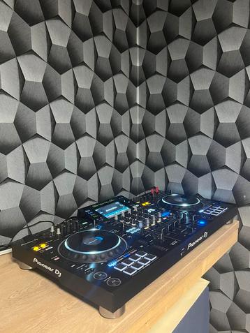 Pioneer XDJ-XZ + Flightcase en decksaver beschikbaar voor biedingen