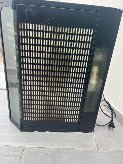 Hotte - 3 vitesses de ventilation - Lumière, Elektronische apparatuur, Luchtbehandelingsapparatuur, Gebruikt, Luchtbehandeling-accessoire