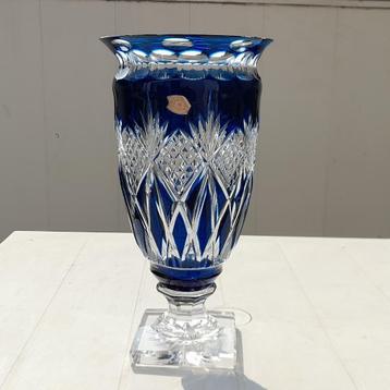 Rare vase du Val Saint Lambert . Signé et numéroté 46/100 beschikbaar voor biedingen