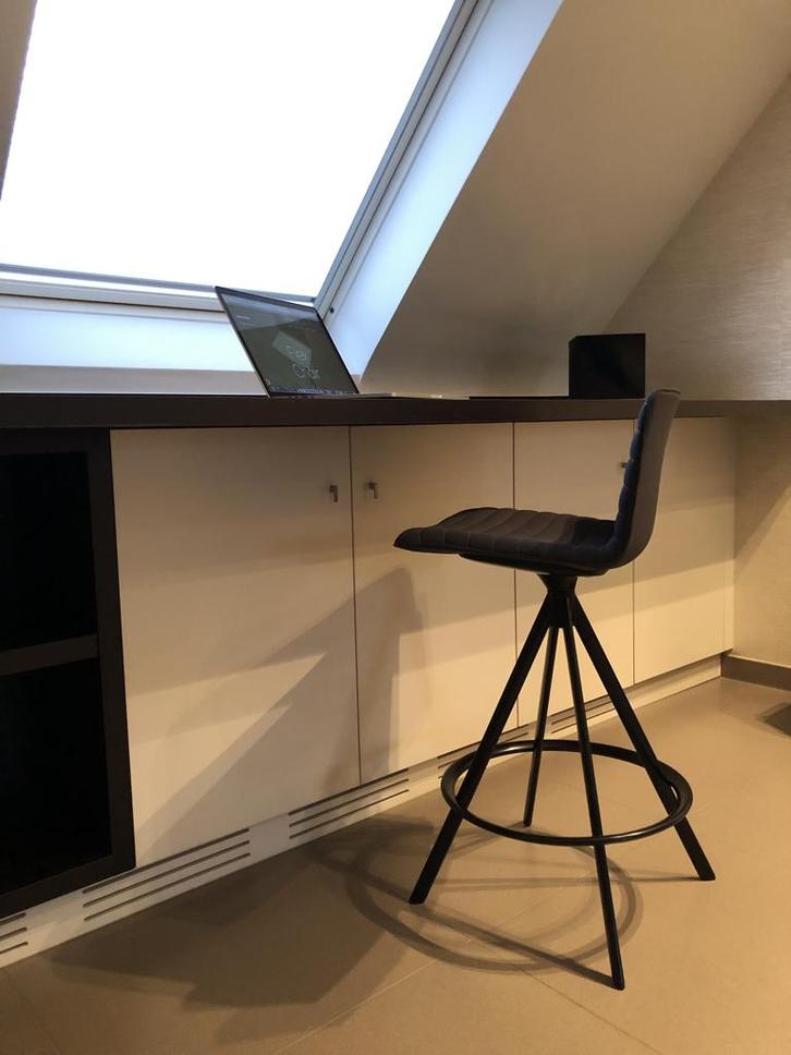 Barkruk zwart, Maison & Meubles, Tabourets de bar, Neuf, 60 à 90 cm, Métal, 1 tabouret, Avec repose-pieds, Pivotant, Enlèvement