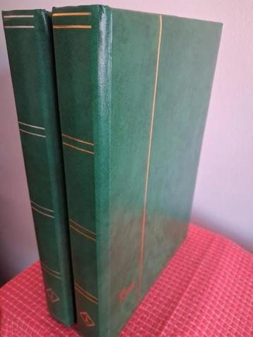 2 lege Groene postzegelalbums King, zo goed als nieuw (c) beschikbaar voor biedingen