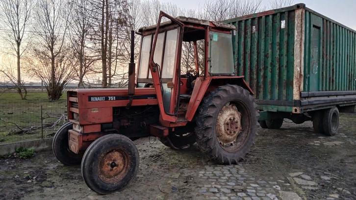 Renault 751 tractor, Articles professionnels, Agriculture | Tracteurs, Renault, Oldtimer/Ancêtre, Enlèvement