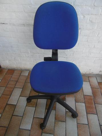 bureaustoel blauw beschikbaar voor biedingen