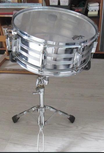 trommel roffelaar 14 inch, Muziek en Instrumenten, Ophalen of Verzenden, Zo goed als nieuw