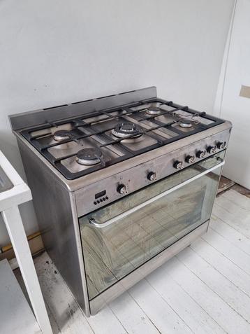 SMEG - Cuisinière à gaz + électrique, Electroménager, Gaz, Enlèvement, Utilisé, 5 zones de cuisson ou plus