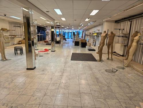 Winkelrekken 60 meter inclusief leggers winkelmeubilair, Zakelijke goederen, Kantoor en Winkelinrichting | Kantoormeubilair en Inrichting