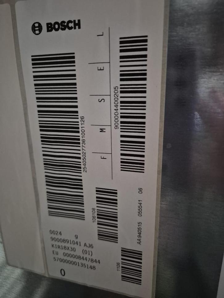 inbouwijskast, Elektronische apparatuur, Koelkasten en IJskasten, Gebruikt, Zonder vriesvak, 100 tot 150 liter, 85 tot 120 cm