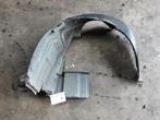 BINNENSPATSCHERM LINKS VOOR Peugeot 107 (01-2005/05-2014), Spatbord, Gebruikt, Peugeot, Links