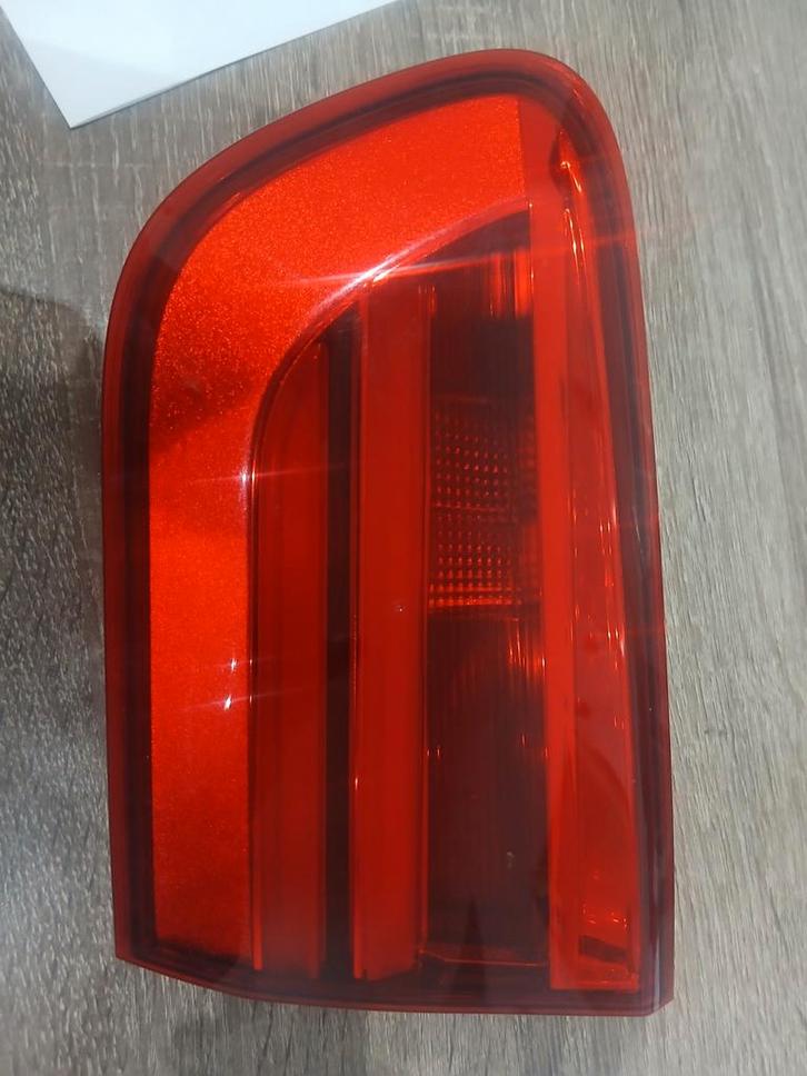 Achterlicht rechts en links BMW series 1 f20 f21 lci origin, Auto-onderdelen, Verlichting, BMW