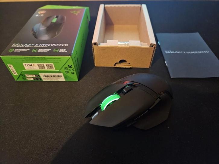 Razer Basilisk V3X HyperSpeed - Staat in nikkel - Volle doos, Computers en Software, Muizen, Nieuw, Muis, Rechtshandig, Draadloos