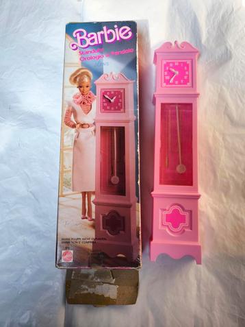 Vintage 1985 Barbie horloge . Il a déjà été joué avec ce jou, Enlèvement ou Envoi, Comme neuf