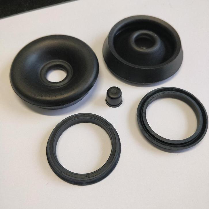 Kits de réparation de cyl. de frein Mercedes 613D / 608D, Autos : Pièces & Accessoires, Freins & Transmission, Mercedes-Benz, Neuf