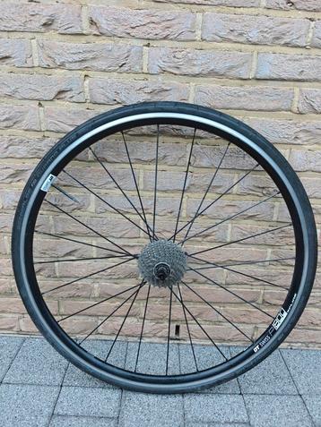 DT Swiss P 1800 Spline 23 Racefiets Achterwiel (Velgrem)
 beschikbaar voor biedingen