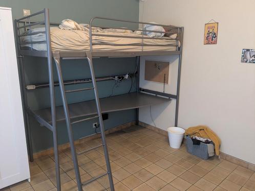 lit mezzanine et bureau Ikea Svarta, Huis en Inrichting, Slaapkamer | Stapelbedden en Hoogslapers, Gebruikt, Hoogslaper, Ophalen