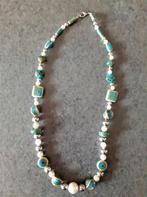 Te koop: Nieuw!  Mooie halsketting met ceramische parels., Nieuw, Blauw, Ophalen of Verzenden, Steen of Mineraal