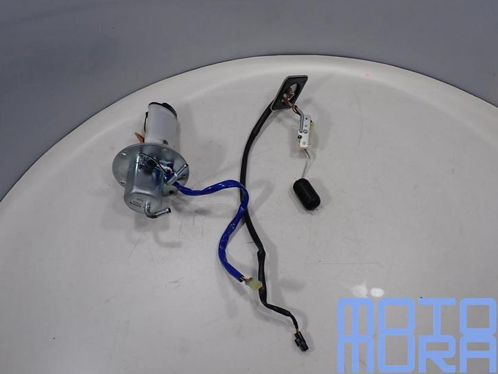 Brandstofpomp voor de Kawasaki Z800 2012 - 2016 Z 800 benzin, Motoren, Onderdelen | Kawasaki, Gebruikt, Ophalen of Verzenden