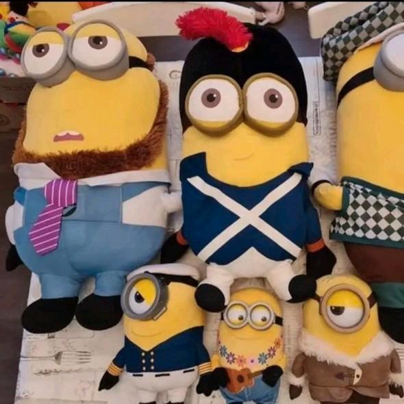Knuffels minions /  Despicable me ( 5 stuks), Enfants & Bébés, Jouets | Peluches, Comme neuf, Enlèvement ou Envoi
