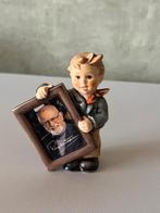 Hummel figuur (afbeelding Roger Whittaker), Verzamelen, Beelden en Beeldjes, Ophalen of Verzenden, Zo goed als nieuw, Hummel