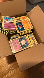 Doos vol Pokémon kaarten, Ophalen, Zo goed als nieuw