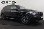 BMW X5 45e xDrive PHEV M PACK - PANODAK - TREKHAAK - TOPSTA, Auto's, BMW, 0 min, 0 kg, Zwart, 5 zetels