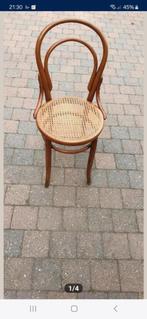 Ancienne chaise en bois et rotin KOHN MODELE 18 de 1911., Ophalen