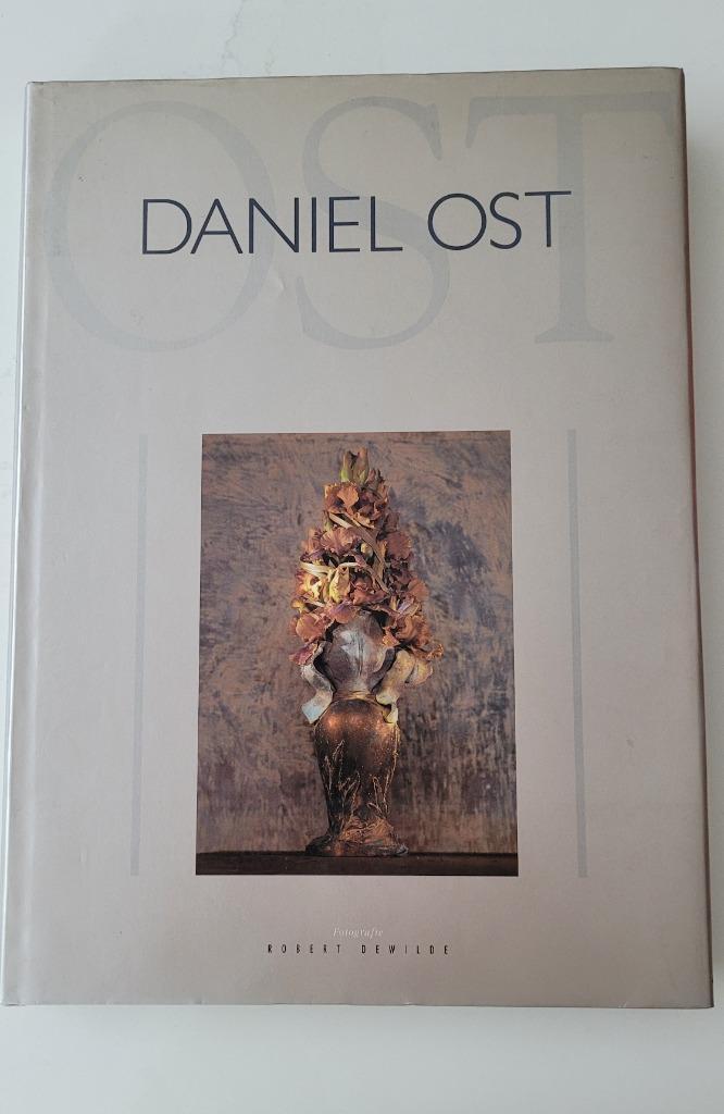 1 BOEK Daniel Ost Bloemsierkunst, Boeken, Hobby en Vrije tijd, Zo goed als nieuw, Overige onderwerpen, Ophalen of Verzenden