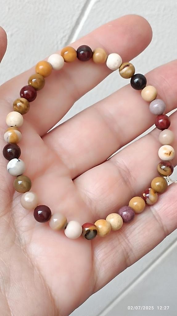 Bracelet élastique avec jaspe mookaite, Bijoux, Sacs & Beauté, Bracelets, Neuf, Élastique, Avec pierre précieuse, Enlèvement