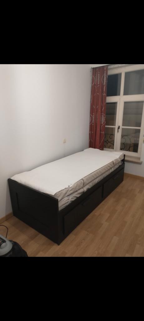 Ikea BRIMNES bedbank, Huis en Inrichting, Slaapkamer | Bedden, Zo goed als nieuw, Ophalen