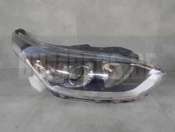 Koplamp Kia Ceed 3 III NORMALE LENS 18-21 RH Rechts 92102J70 beschikbaar voor biedingen