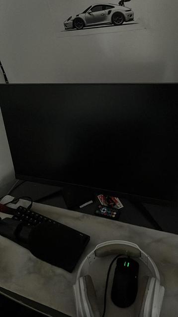 Gaming monitor beschikbaar voor biedingen