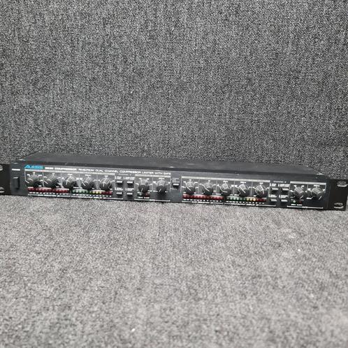 ALESIS  3630  / 3632    compressor limiter gate, Muziek en Instrumenten, Effecten, Gebruikt, Compressor, Ophalen of Verzenden