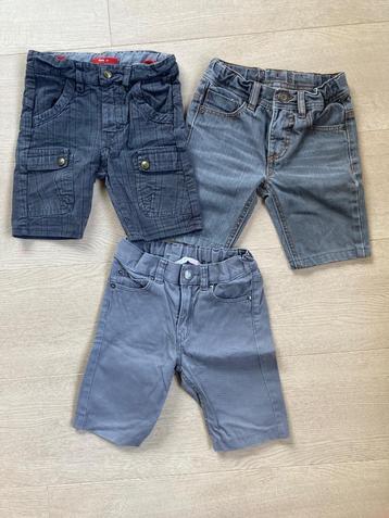 Pakket skinny shorts pasmaat 104 4 jaar - 3 stuks