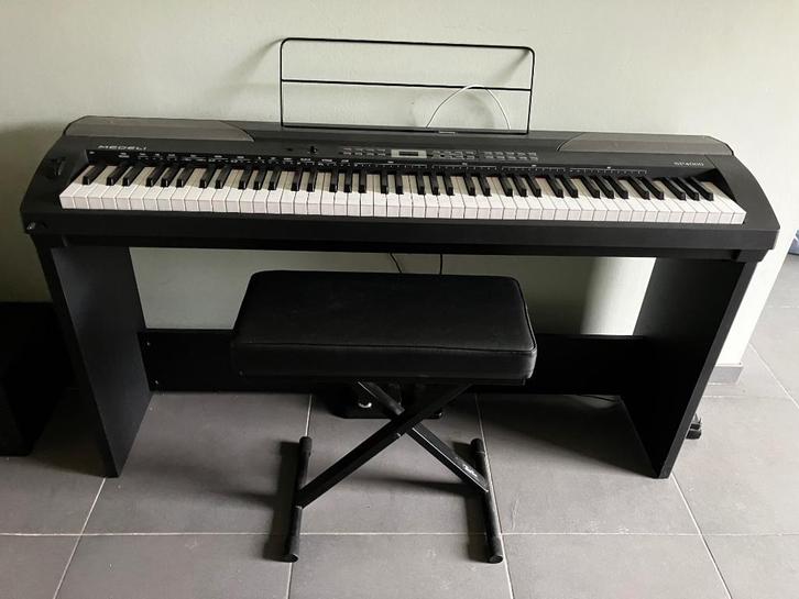 Elektrische piano, Muziek en Instrumenten, Piano's, Zo goed als nieuw, Piano, Zwart, Ophalen