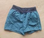 Een kortebroek, Kinderen en Baby's, Kinderkleding | Maat 134, Gebruikt, Meisje, Sport- of Zwemkleding, Ophalen of Verzenden