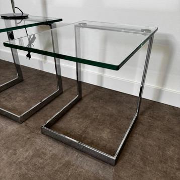 Set Gebra glazen bijzettafels beschikbaar voor biedingen