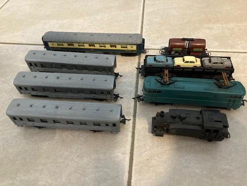 Elektrische trein Jouef: veel sporen, station, wagons, …, Hobby en Vrije tijd, Modeltreinen | H0, Gebruikt, Treinset, Jouef, Ophalen