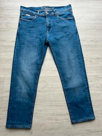 Jeans Zilton M beschikbaar voor biedingen