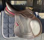 Ikonic Evolution 16,5, Animaux & Accessoires, Chevaux & Poneys | Selles, Enlèvement ou Envoi, Comme neuf, Obstacle