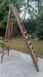 Mooie decoratieve trapladder, Doe-het-zelf en Bouw, Ladders en Trappen, Ophalen, Zo goed als nieuw